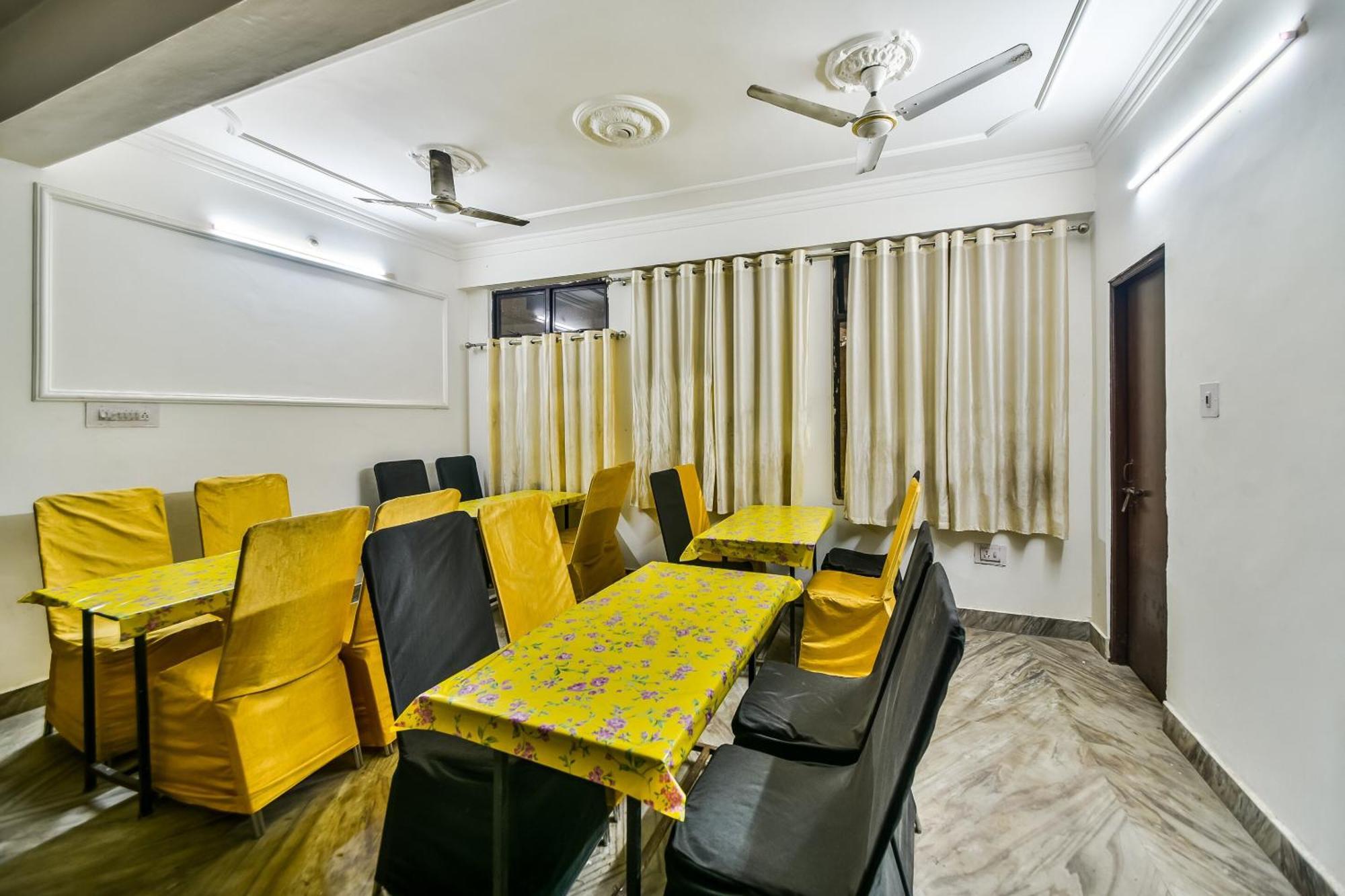 Hotel O 19660 Hotel Tirupati Residency Кота Экстерьер фото